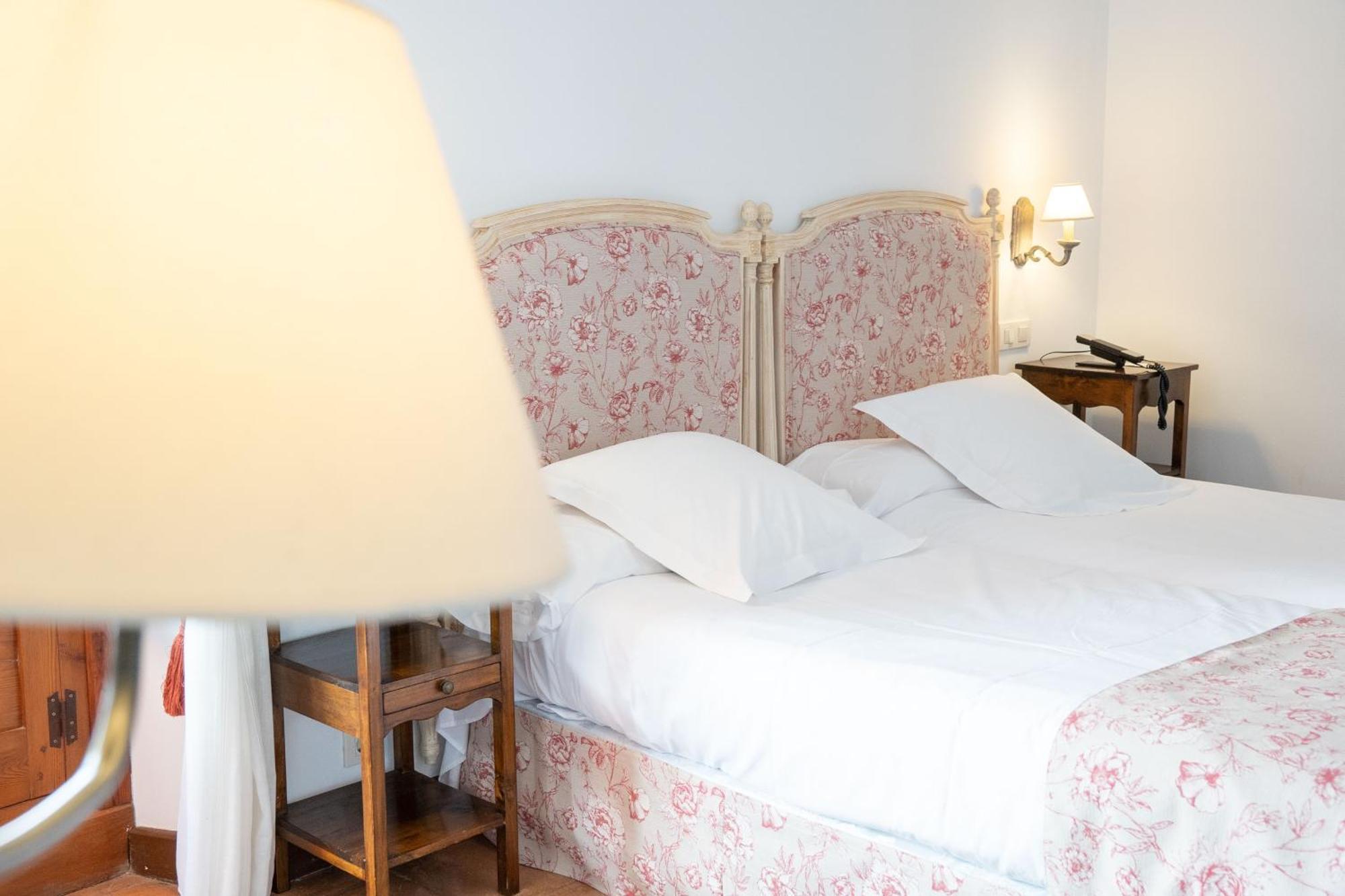 Hotel Puerta De La Luna Baeza Εξωτερικό φωτογραφία