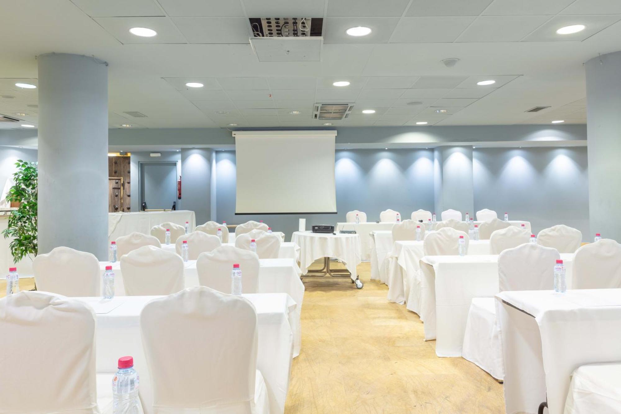 Hotel Puerta De La Luna Baeza Εξωτερικό φωτογραφία