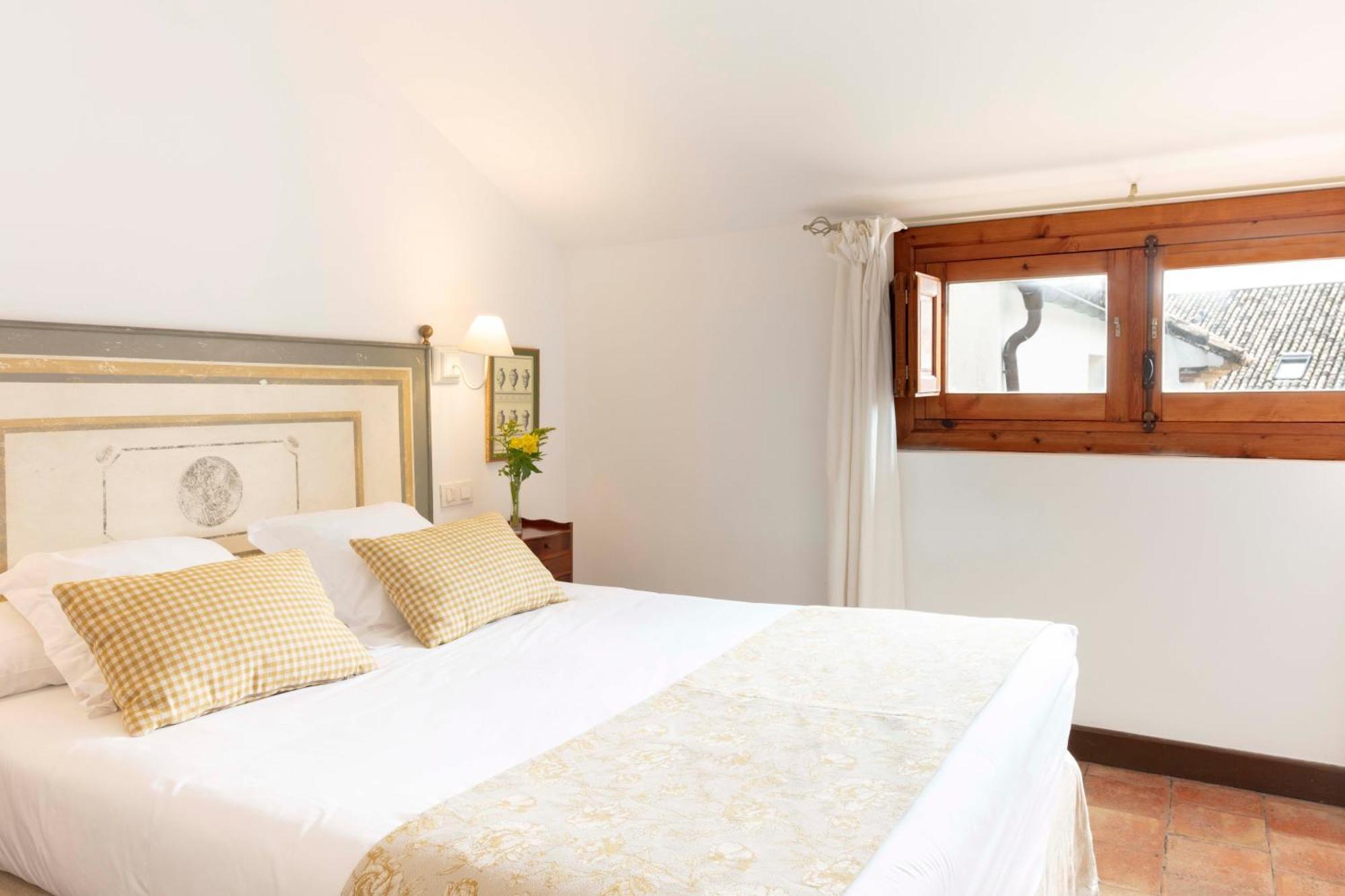Hotel Puerta De La Luna Baeza Εξωτερικό φωτογραφία