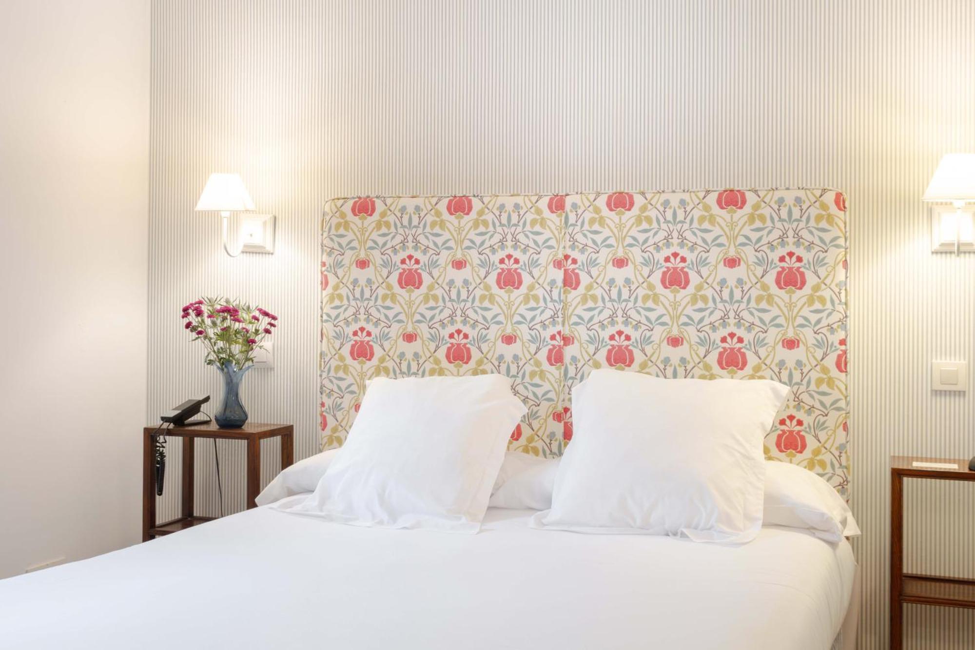 Hotel Puerta De La Luna Baeza Εξωτερικό φωτογραφία