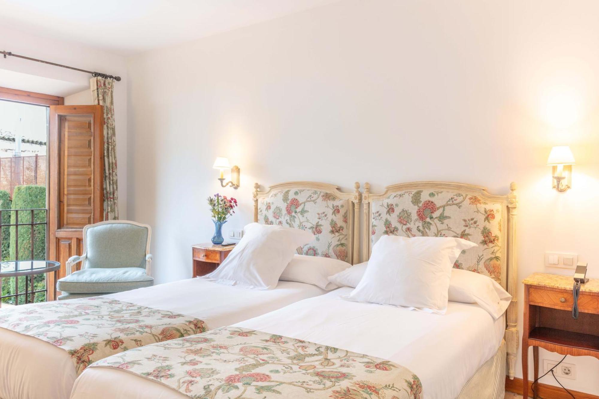 Hotel Puerta De La Luna Baeza Εξωτερικό φωτογραφία