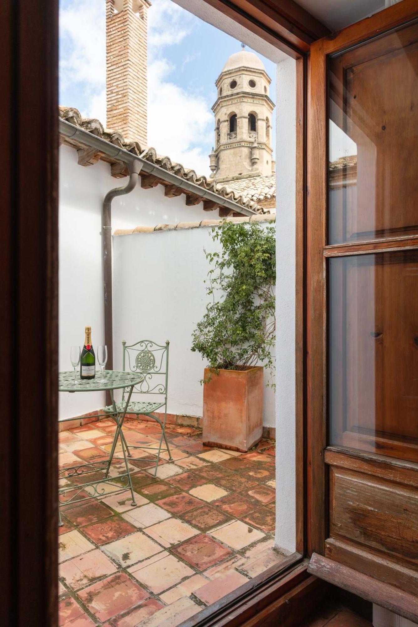 Hotel Puerta De La Luna Baeza Εξωτερικό φωτογραφία