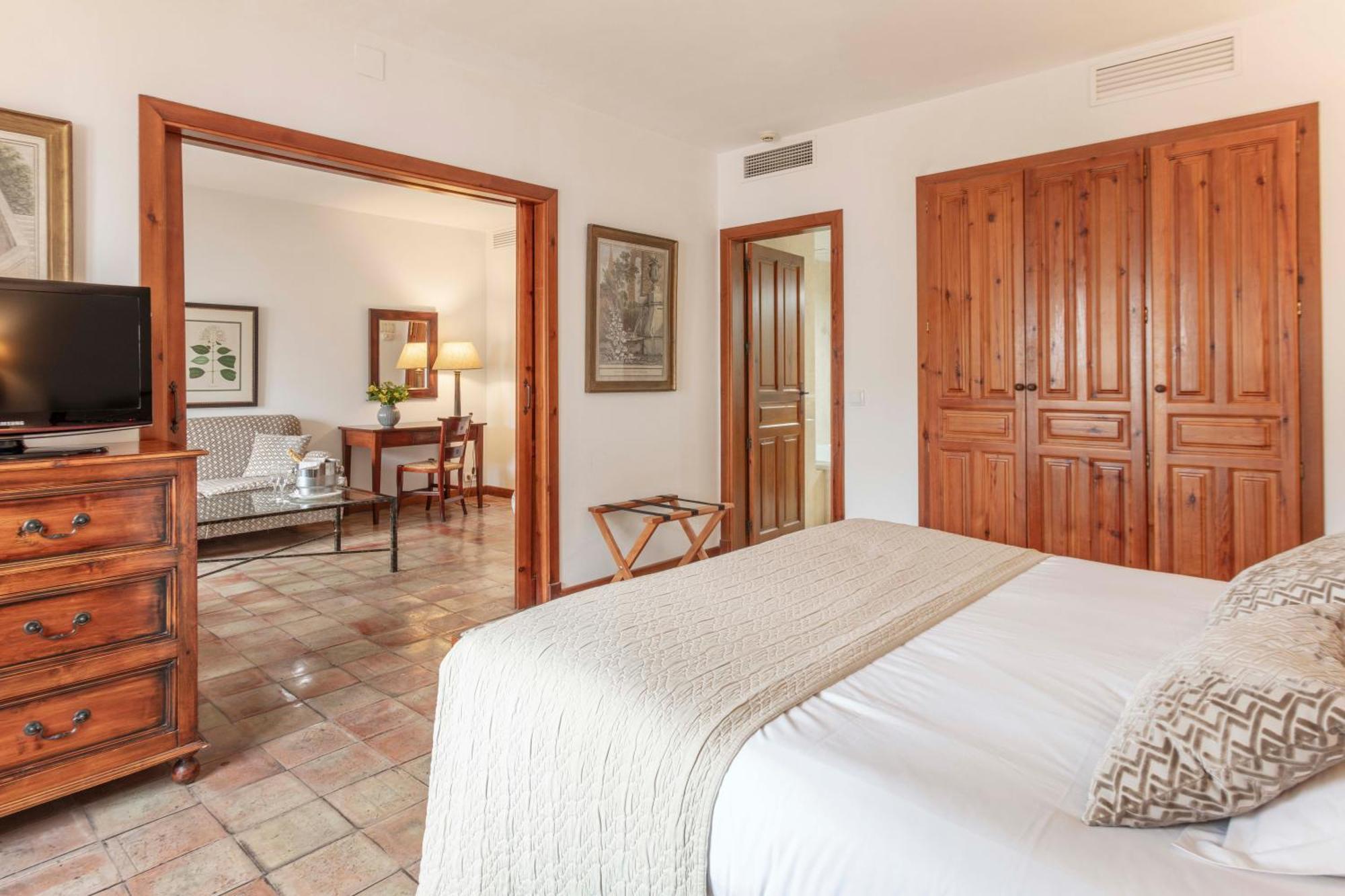 Hotel Puerta De La Luna Baeza Εξωτερικό φωτογραφία